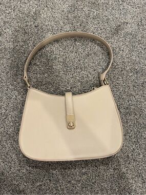 Miztique Cream Shoulder Bag with Gold Hardware